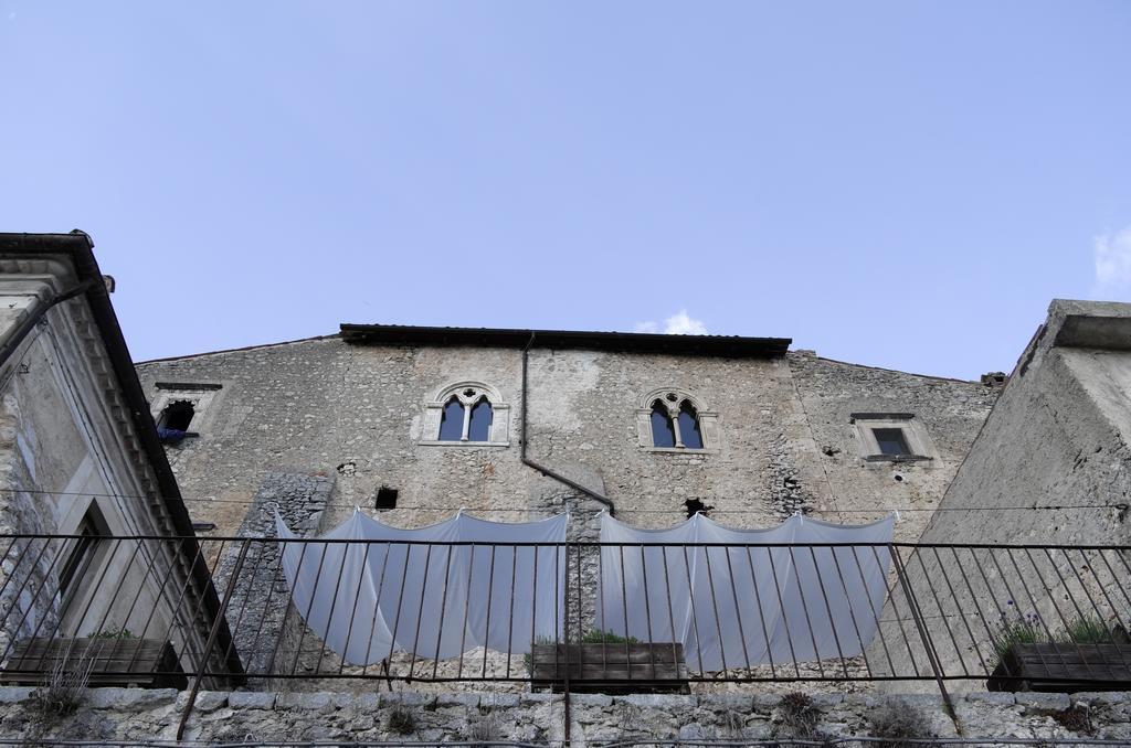 Le Case Della Posta Santo Stefano Di Sessanio Eksteriør billede