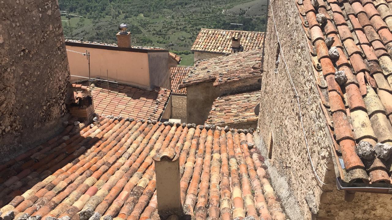 Le Case Della Posta Santo Stefano Di Sessanio Eksteriør billede